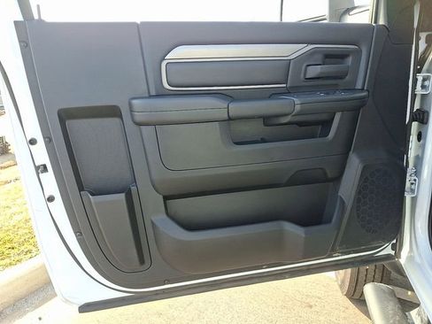 Used 2025 RAM 5500 Tradesman image 11