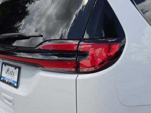 Certified 2023 Chrysler Pacifica Touring-L w/ S Appearance Package FWD image 7