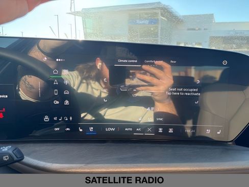 New 2025 Audi Q5 Prestige image 23