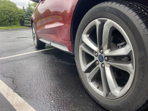 Used 2018 Ford Edge Sport AWD/4WD image 26