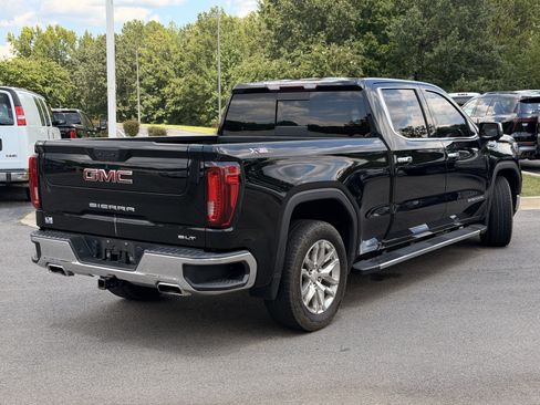 Used 2022 GMC Sierra 1500 SLT w/ SLT Convenience Package AWD/4WD image 11