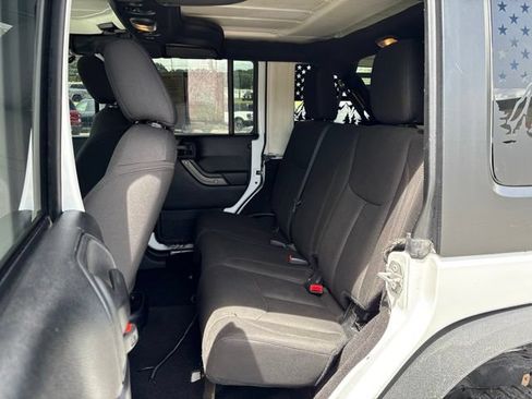 Used 2017 Jeep Wrangler Unlimited Sport w/ Quick Order Package 23S AWD/4WD image 24