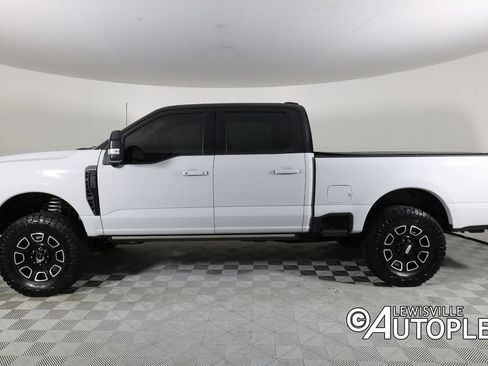 Used 2025 Ford F250 Platinum AWD/4WD image 11