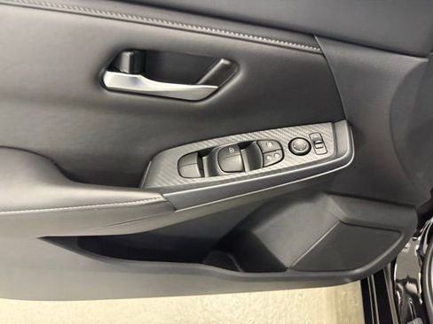 New 2025 Nissan Sentra SV w/ Trunk Package image 12