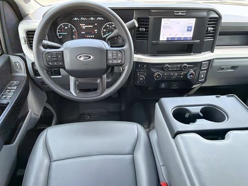 Used 2025 Ford F250 XL w/ XL Chrome Package AWD/4WD image 15