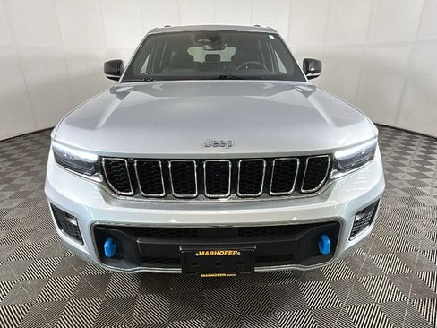 Used 2023 Jeep Grand Cherokee Overland AWD/4WD image 8