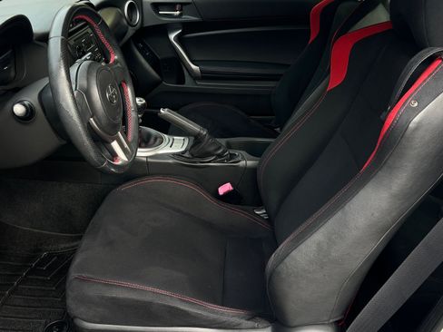 Used 2013 Scion FR-S 10 Series image 10