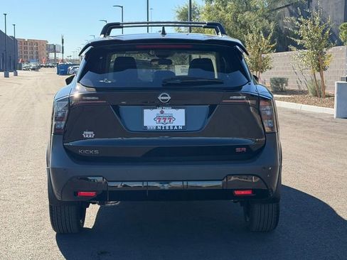 New 2026 Nissan Kicks SR w/ Cold Weather Package FWD image 5