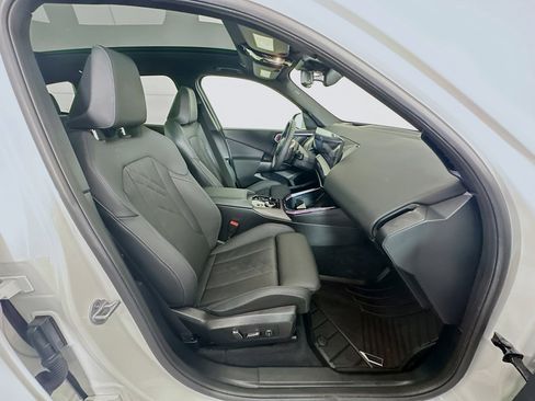 Used 2025 BMW X3 xDrive30i w/ Premium Package image 32