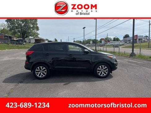 Used 2016 Kia Sportage LX FWD image 1