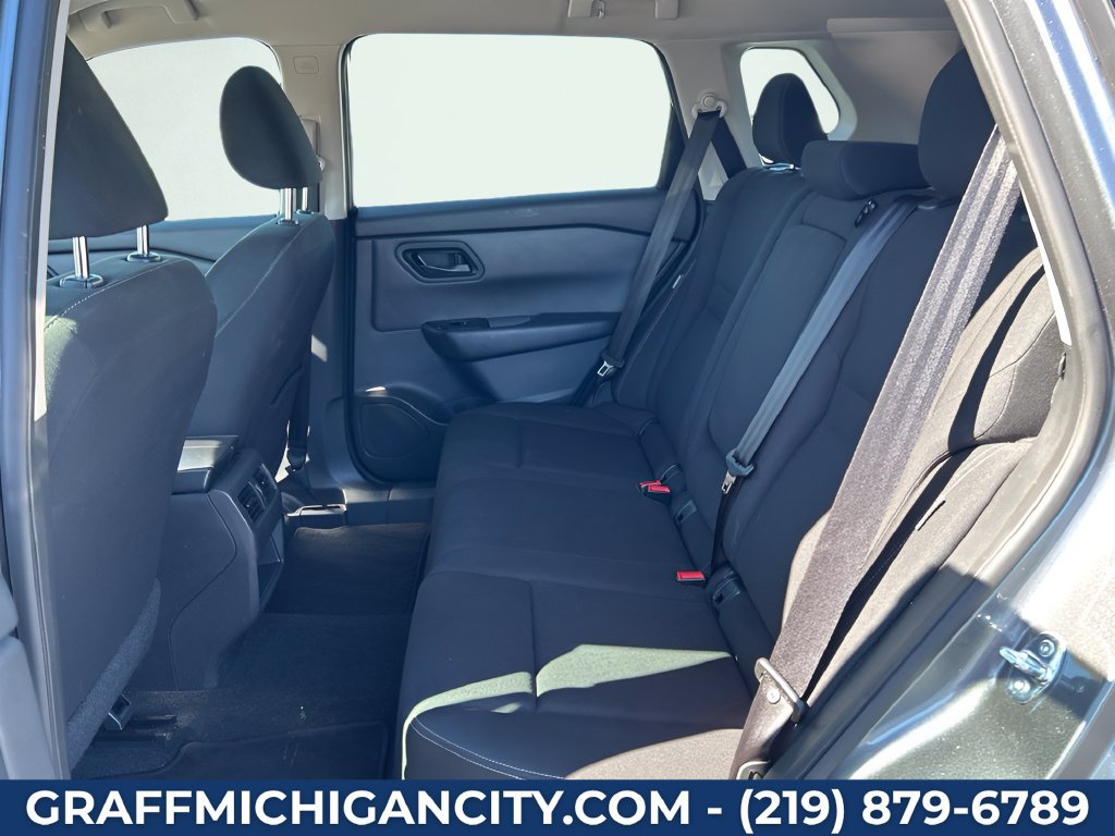 Used 2024 Nissan Rogue S AWD/4WD image 20