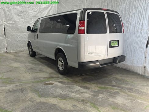 Used 2019 Chevrolet Express 2500 LS w/ Driver Convenience Package RWD image 7