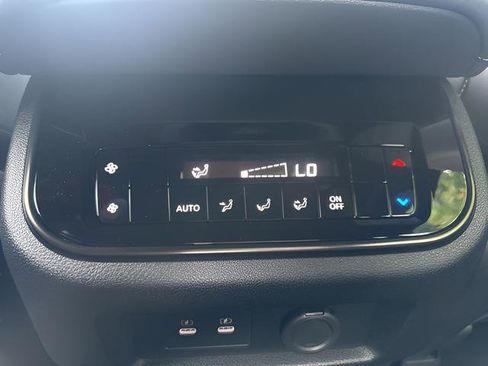 New 2026 Nissan Armada PRO-4X w/ Captain's Chari Seat Package AWD/4WD image 22