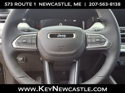 New 2026 Jeep Compass Limited w/ Sun, Sound & Navigation Group AWD/4WD image 10