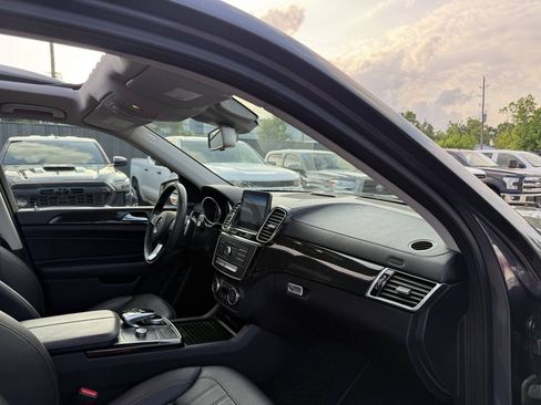Used 2017 Mercedes-Benz GLS 450 4MATIC image 9