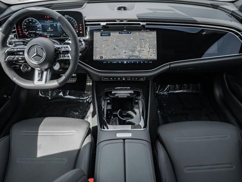 New 2026 Mercedes-Benz E 53 AMG e 4MATIC Sedan image 13