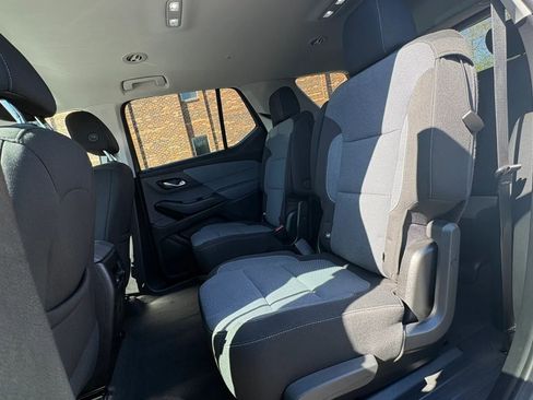 Used 2020 Chevrolet Traverse LT w/ Driver Confidence II Package AWD/4WD image 23