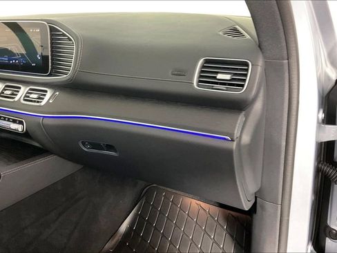Used 2026 Mercedes-Benz GLS 450 4MATIC image 14