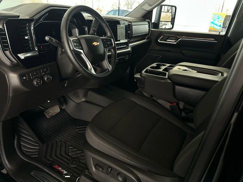 Used 2026 Chevrolet Silverado 2500 LT image 10