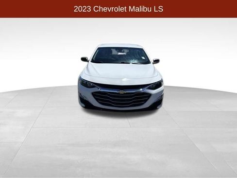 Used 2023 Chevrolet Malibu LS w/ LPO, Floor Liner Package FWD image 2
