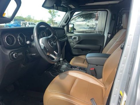 Used 2022 Jeep Wrangler Unlimited Sahara w/ LED Lighting Group image 7