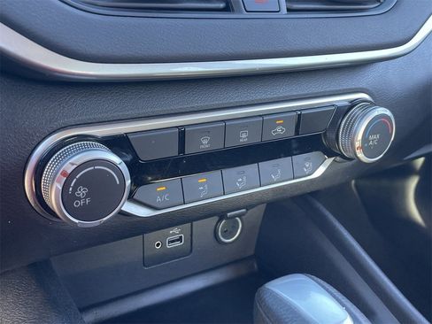 Used 2023 Nissan Altima 2.5 S image 26