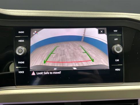 Used 2021 Volkswagen Jetta SEL Premium image 14