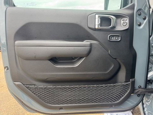 New 2026 Jeep Gladiator Sport w/ Dual Top Group image 20