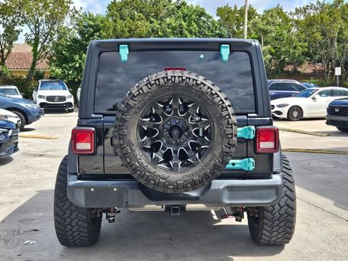 Used 2021 Jeep Wrangler Unlimited Sport image 5