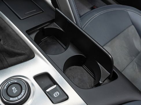 Used 2015 Chevrolet Corvette Z06 w/ 3LZ Preferred Equipment Group image 60