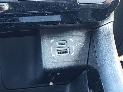 Certified 2022 Jeep Compass Limited image 12