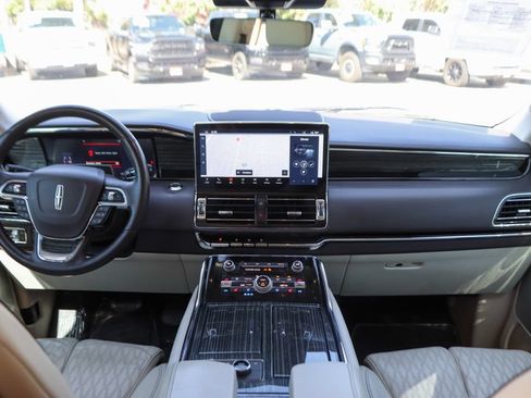 Used 2023 Lincoln Navigator L Black Label AWD/4WD image 25