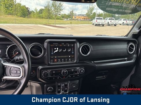 Used 2021 Jeep Wrangler Unlimited Sahara w/ Uconnect 4C Nav & Sound Group image 29