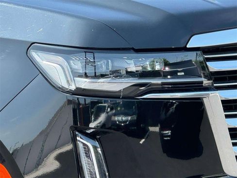 Certified 2024 Cadillac Escalade ESV Premium Luxury Platinum image 6