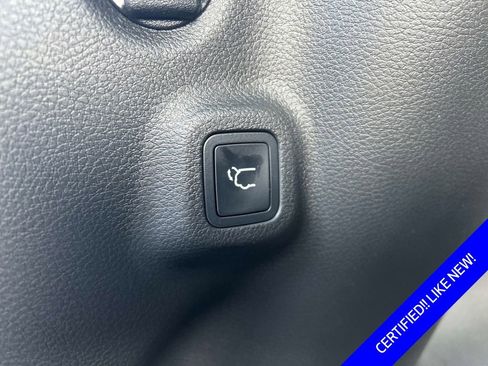 Used 2026 Jeep Compass Trailhawk w/ Sun, Sound & Navigation Group image 13