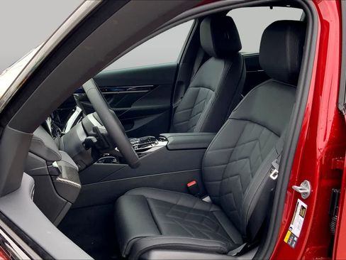 New 2025 BMW i5 M60 w/ Executive Package AWD/4WD image 9