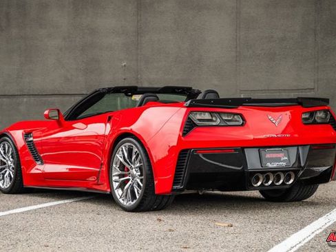 Used 2015 Chevrolet Corvette Z06 w/ 2LZ Preferred Equipment Group image 10