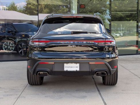 Certified 2026 Porsche Macan AWD/4WD image 10
