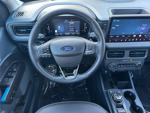 Used 2025 Ford Maverick Lobo AWD/4WD image 13