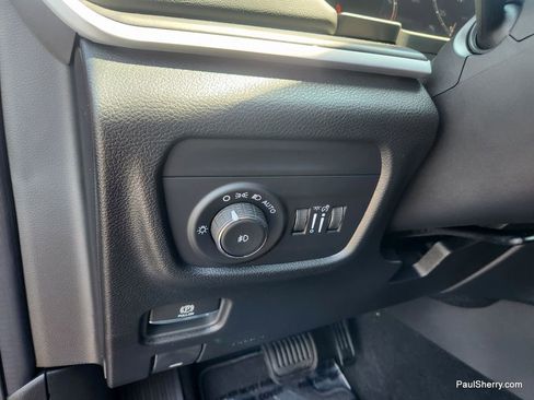 New 2025 Jeep Grand Cherokee Limited w/ Black Appearance Package image 31