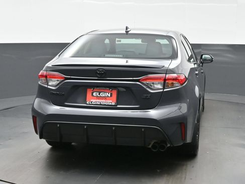 Used 2024 Toyota Corolla SE FWD image 5