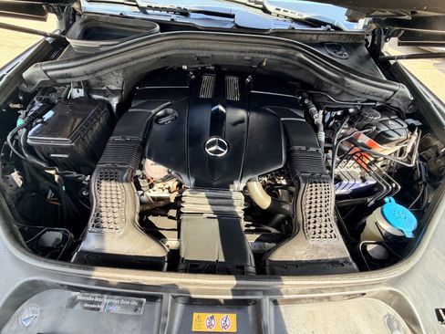 Used 2017 Mercedes-Benz GLS 450 4MATIC image 41