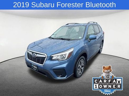 Used 2019 Subaru Forester Premium image 1