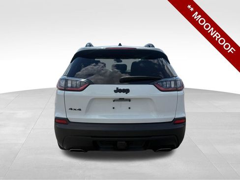 Used 2022 Jeep Cherokee Latitude Lux w/ Sun & Sound Group AWD/4WD image 4