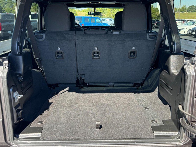 Used 2023 Jeep Wrangler Unlimited Sport AWD/4WD image 5
