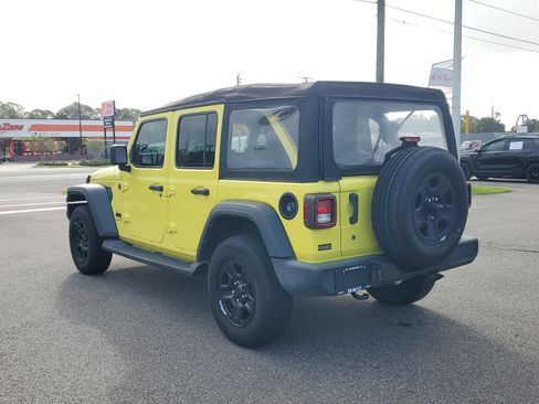 Used 2023 Jeep Wrangler Sport image 4