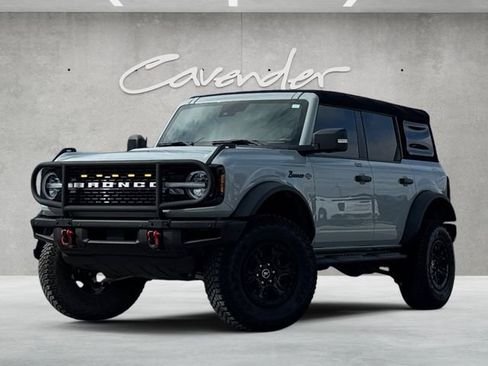 Used 2023 Ford Bronco Wildtrak image 1