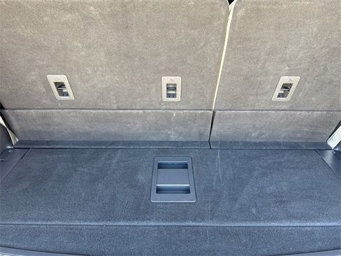 Used 2024 Lincoln Navigator Reserve image 11