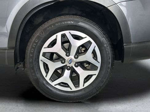 Used 2022 Subaru Forester Premium image 27