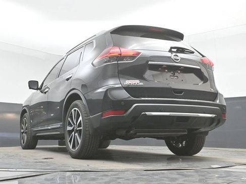 Used 2019 Nissan Rogue SL image 40
